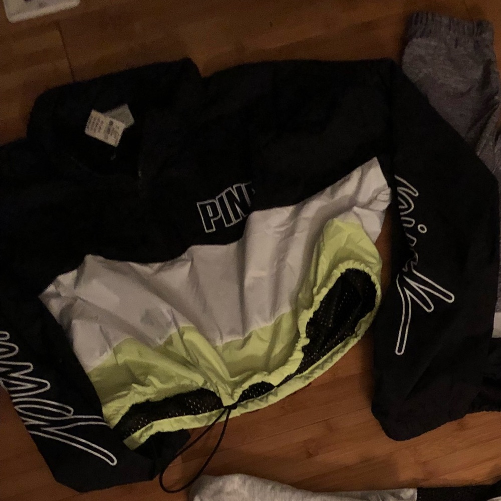 PINK crop jacket size M/L